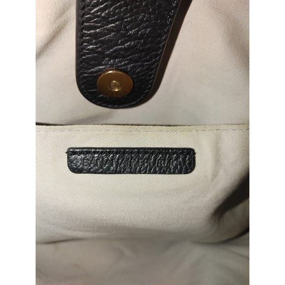 Banana Republic Leather Tote - Picture 6 of 6